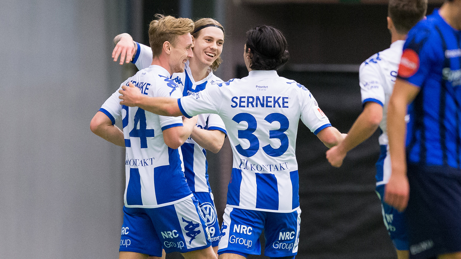 180127 IFK Göteborgs Sebastian Ohlsson jublar ihop med Elias Mar Omarsson och Jake Weisbrod efter att ha gjort 3-2 under en träningsmatch i fotboll mellan IFK Göteborg och Stabaek den 27 januari 2018 i Göteborg.