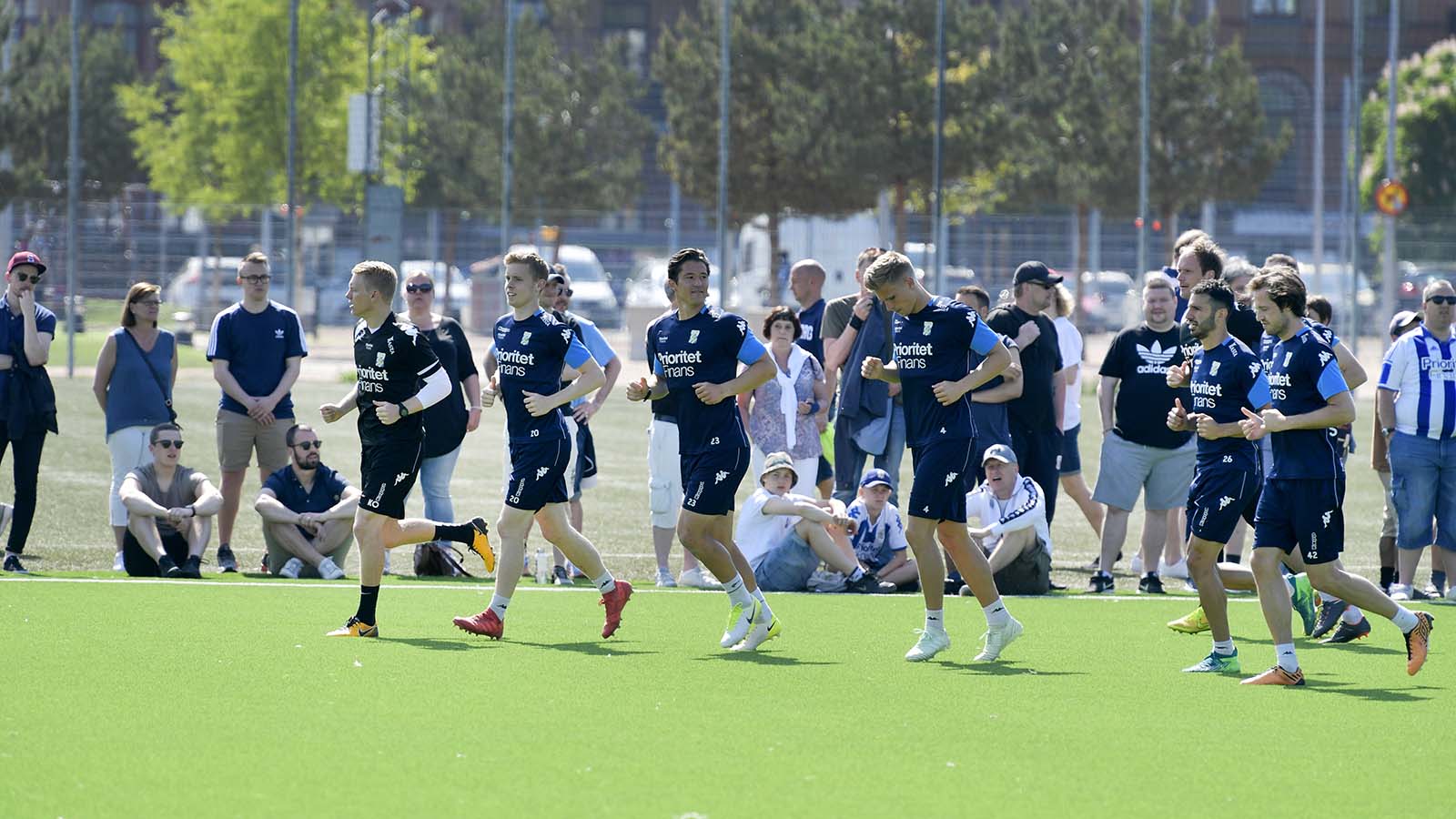 Göteborg IFK Göteborg tränar för första gången på Heden och det nya plastgräset Foto Tommy Holl IBL
